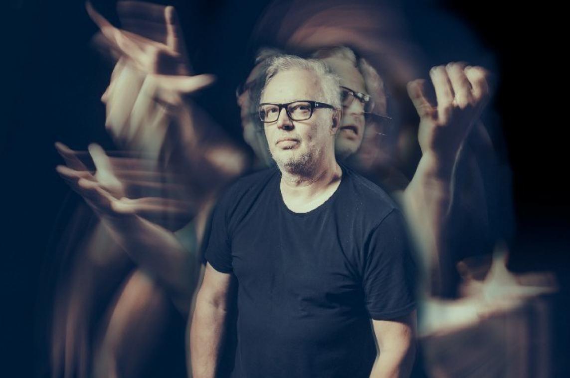 SOUNDCHECK. Het betere fileerwerk: professionele Belgiëwatcher Stijn Meuris streamt zijn vierde Tirade'