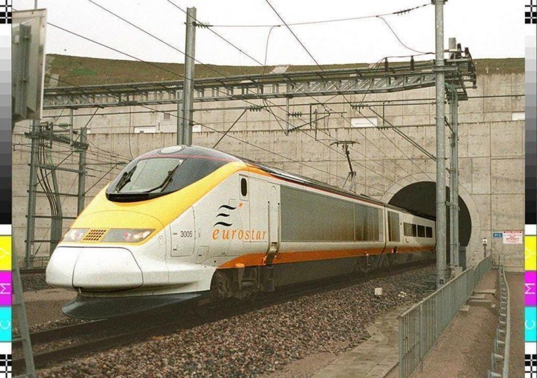 Gevangene probeert Engeland te voet te ontvluchten in bizarre ontsnappingspoging via Kanaaltunnel