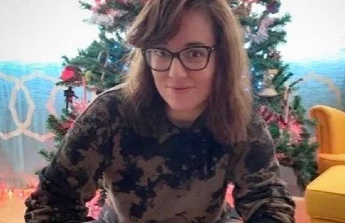 Vrouw krijgt behoorlijk ongepaste kerstkaart van haar tante: "Oh mijn God!" (foto)