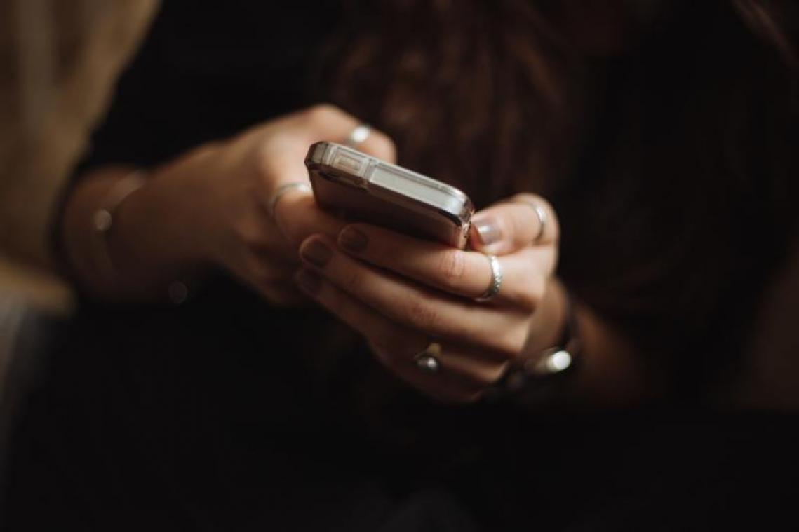 Vrouw krijgt wind van voren omdat ze DIT doet met haar Tinder-matches: Wat een onuitstaanbaar mens