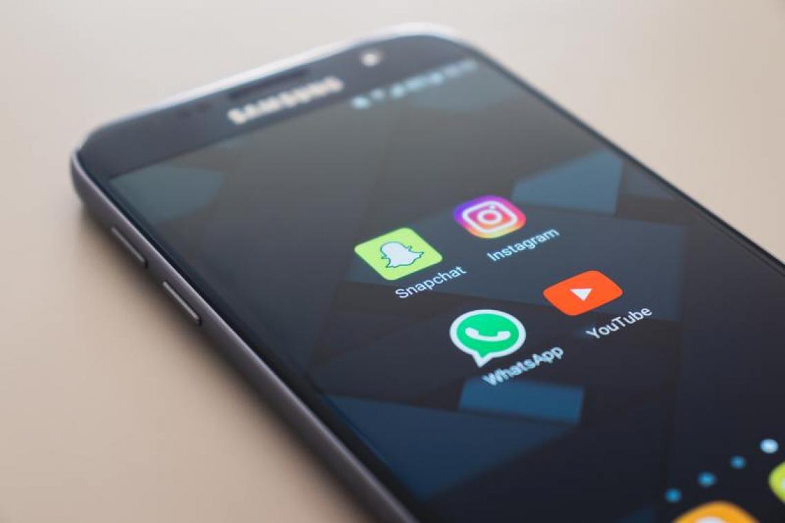 Hoe meer verschillende apps studenten gebruiken, hoe slechter ze slapen