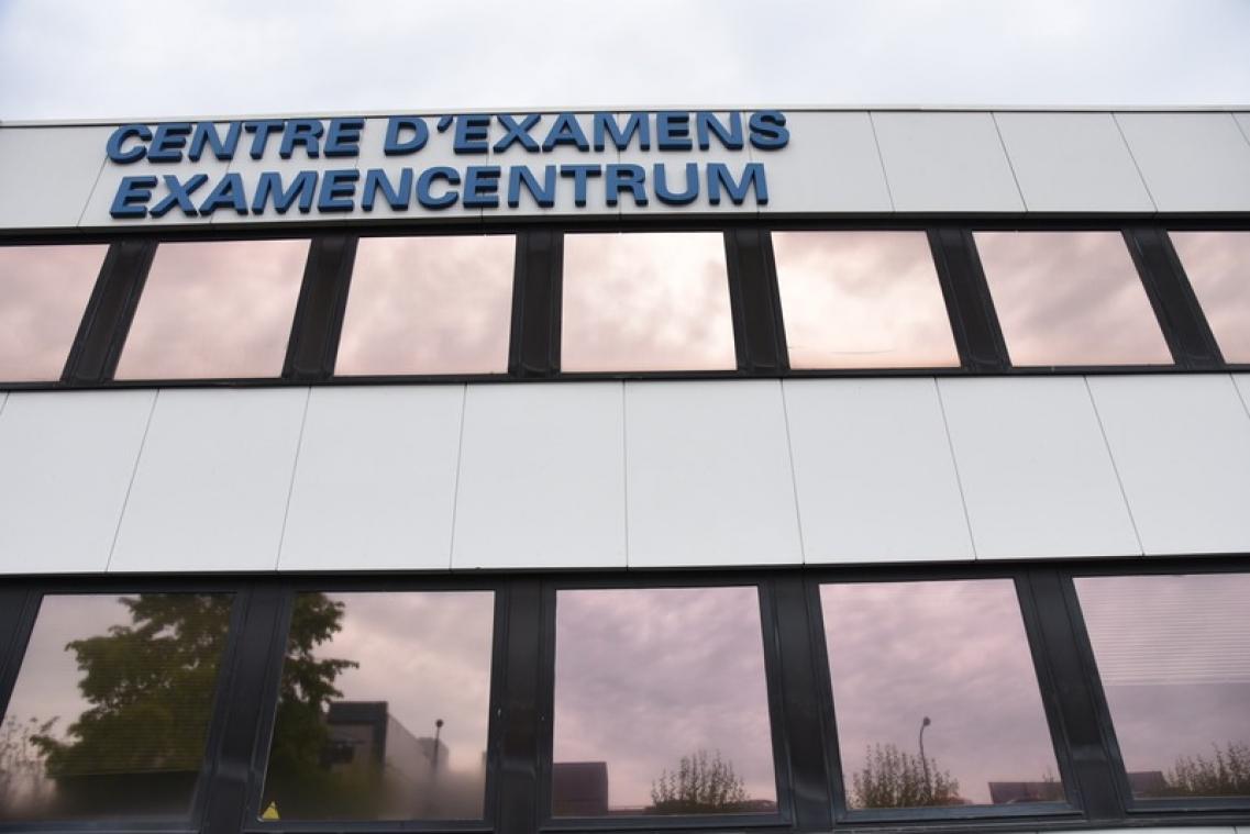 Britse man heeft hallucinant veel pogingen nodig om te slagen voor theoretisch rijexamen
