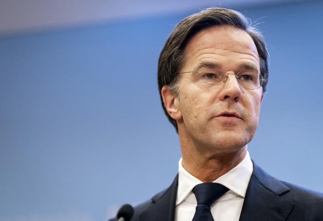 Nederlandse regering verlengt lockdown tot 9 februari: "Grote zorgen om Britse variant"