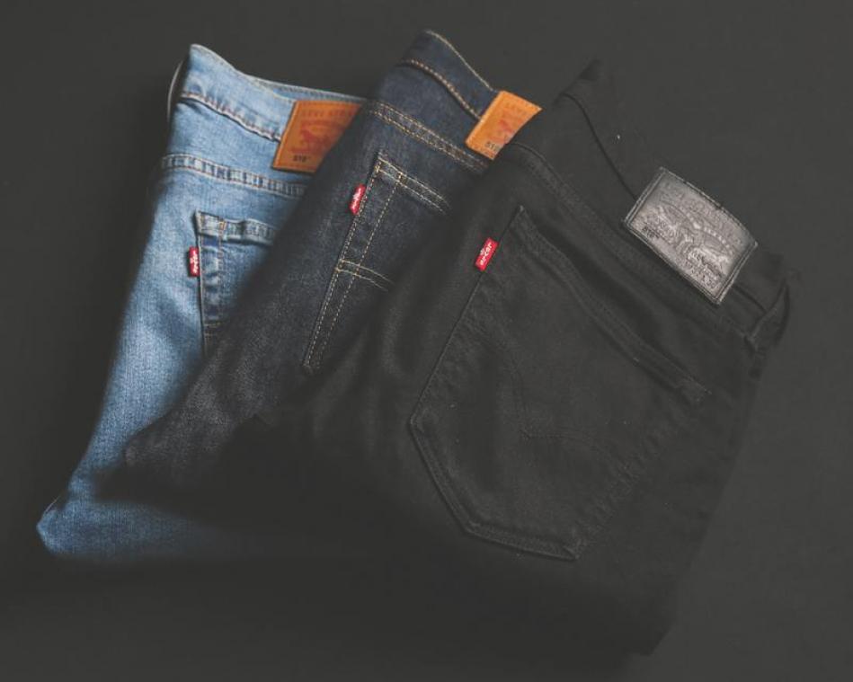 BIZAR. Zo vaak moet je je jeans écht wassen