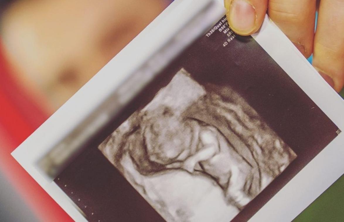 Qmusic-presentator wordt opnieuw papa: "Lijkt nu al op mij!" (foto)