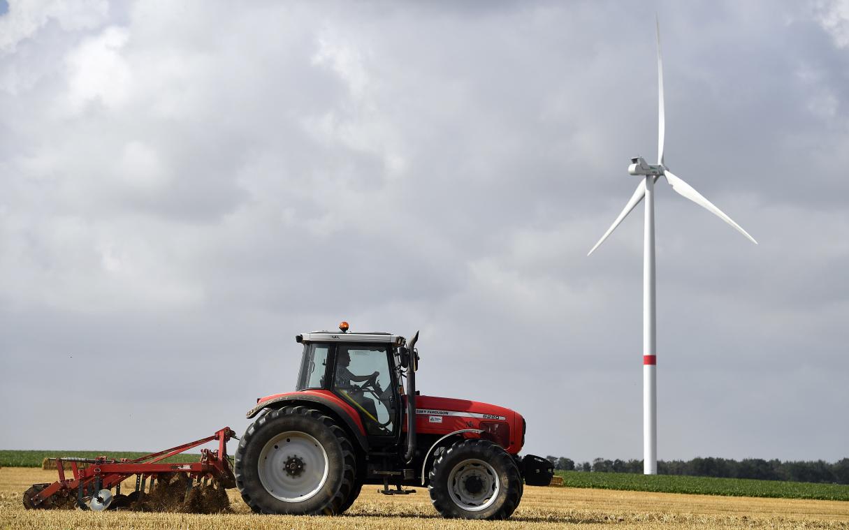 BIZAR. Dronken man richt voor 100.000 euro schade aan met gestolen tractor