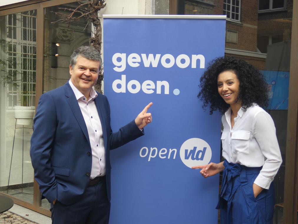 Zoveel kreeg Sihame El Kaouakibi van Open Vld om haar "politieke opstart te steunen"