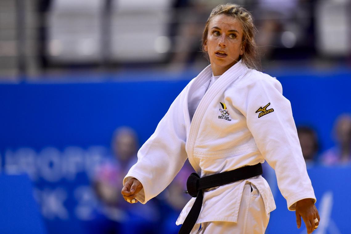 Judoka Charline Van Snick antwoordt genadeloos op seksistische Facebook-reactie: "Jij hebt seksuele opvoeding nodig"