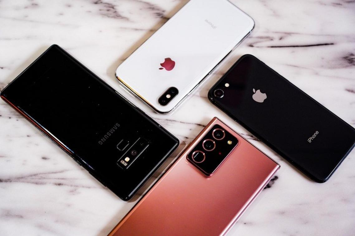 Apple en Samsung kondigen nieuwe toestellen aan