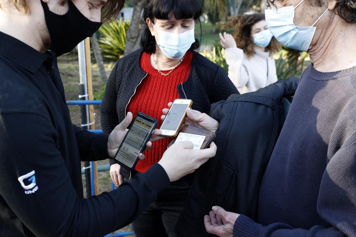 Europa legt vaccinatiepas nog deze maand op tafel