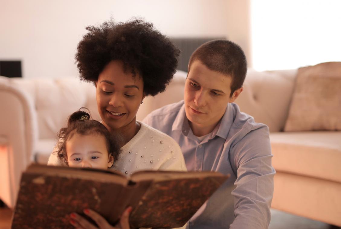 Deze tool helpt kersverse papa's: "1 op de 5 papa's voelt zich uitgesloten"
