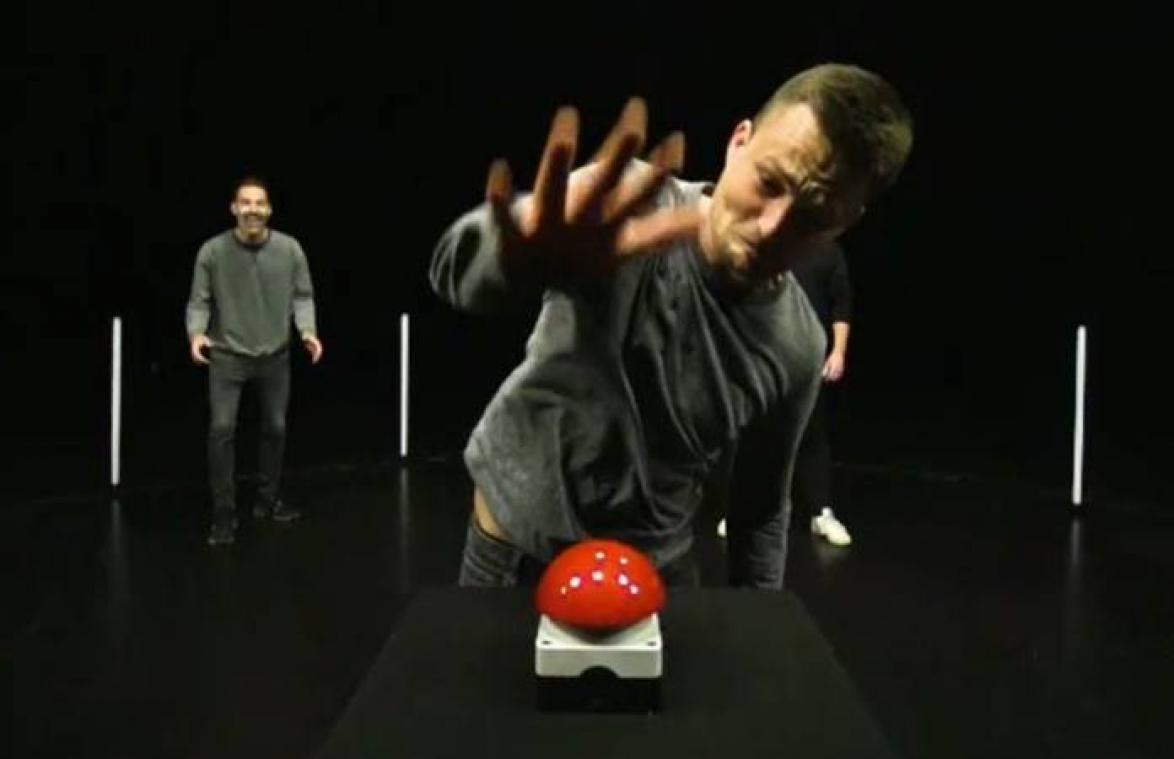 Qmusic-presentator Maarten Vancoillie onthult geslacht baby op spectaculaire wijze (video)
