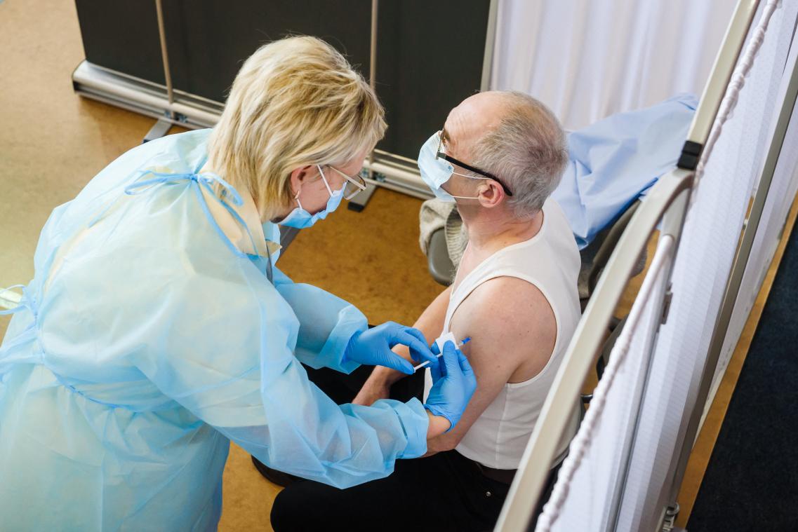 Wetenschappers: "Binnen een jaar nieuwe vaccins nodig"