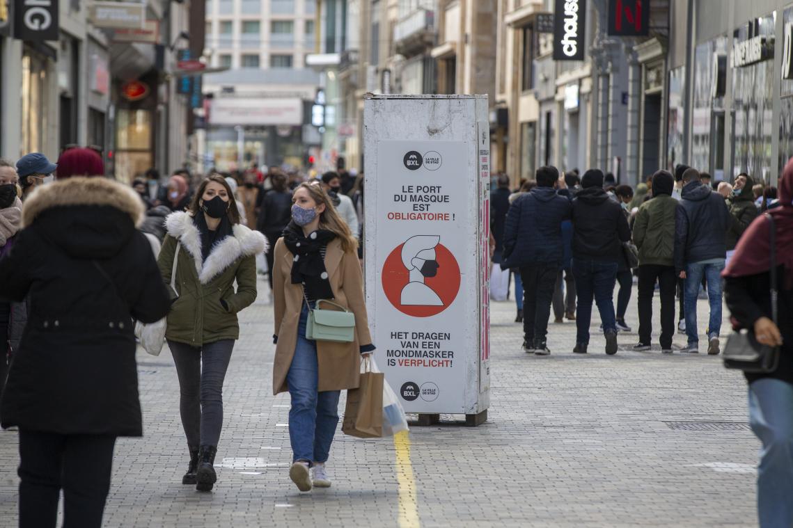 Rechtbank beveelt dat België alle coronamaatregelen binnen 30 dagen opheft