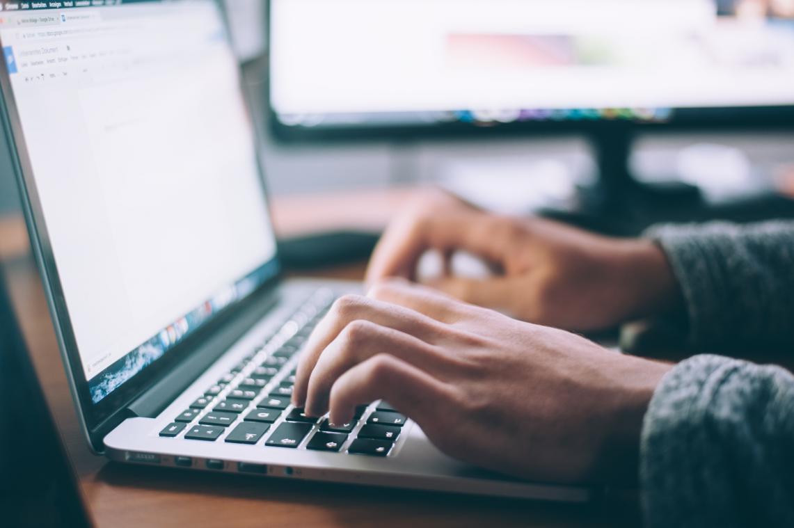 Vijf procent van Vlamingen gebruikte nog nooit internet