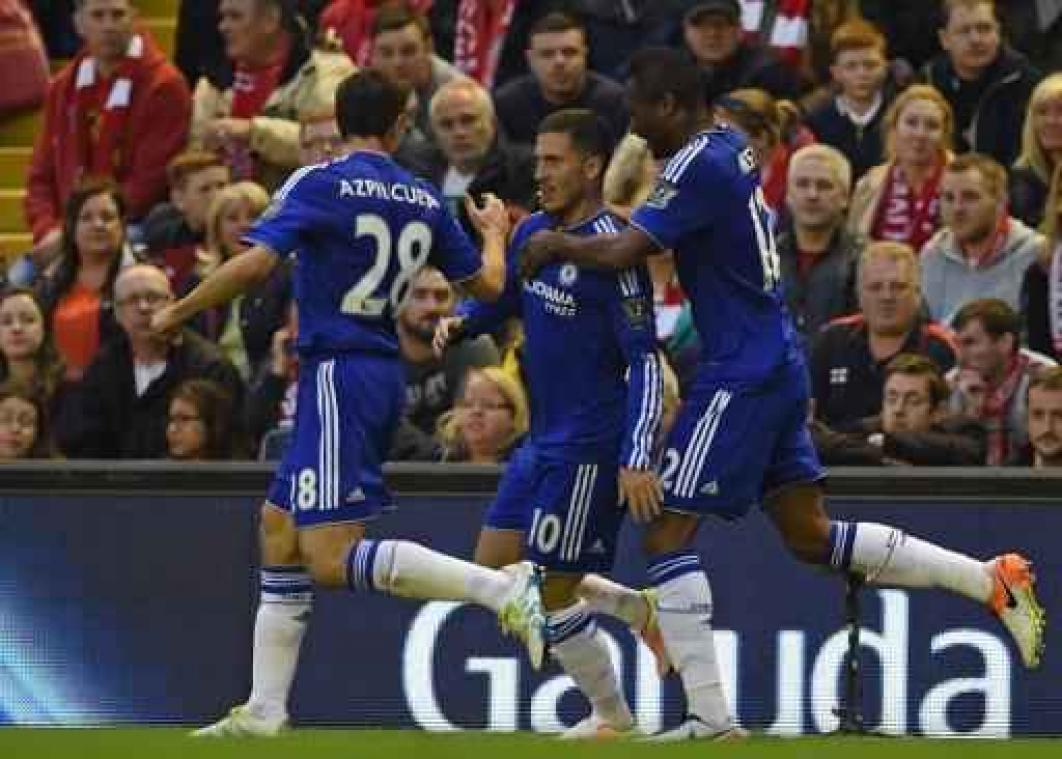 Belgen in het buitenland - Hazard en Benteke zorgen voor puntendeling in Liverpool-Chelsea