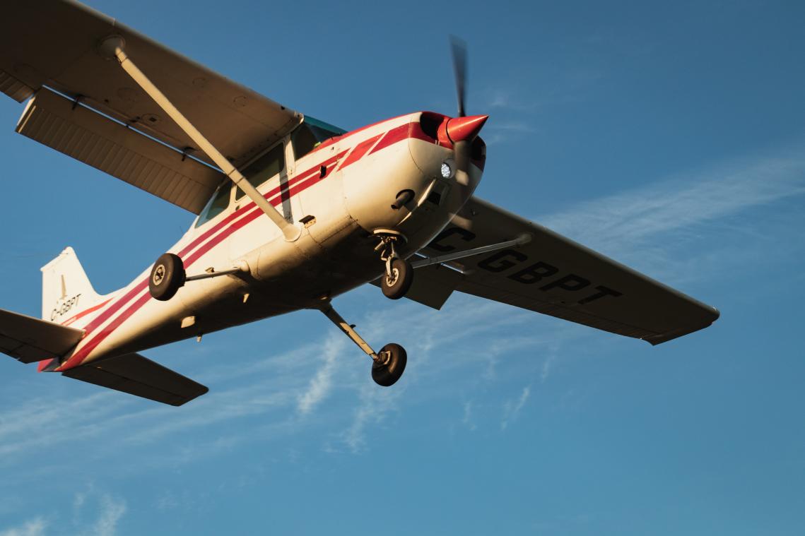 Twee piloten sterven bij crash tijdens gender reveal party