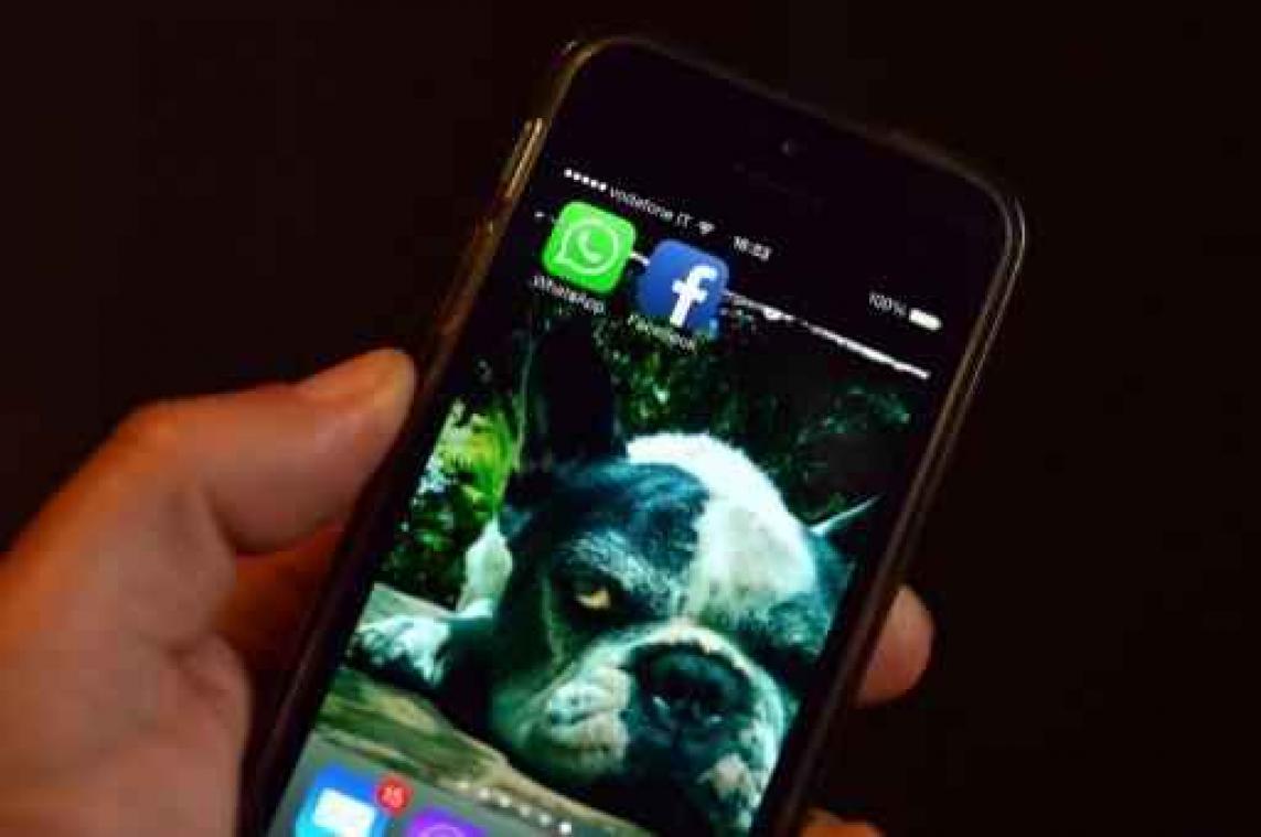 Apestaartjaren - Negen op tien jongeren en vier op tien kinderen hebben smartphone