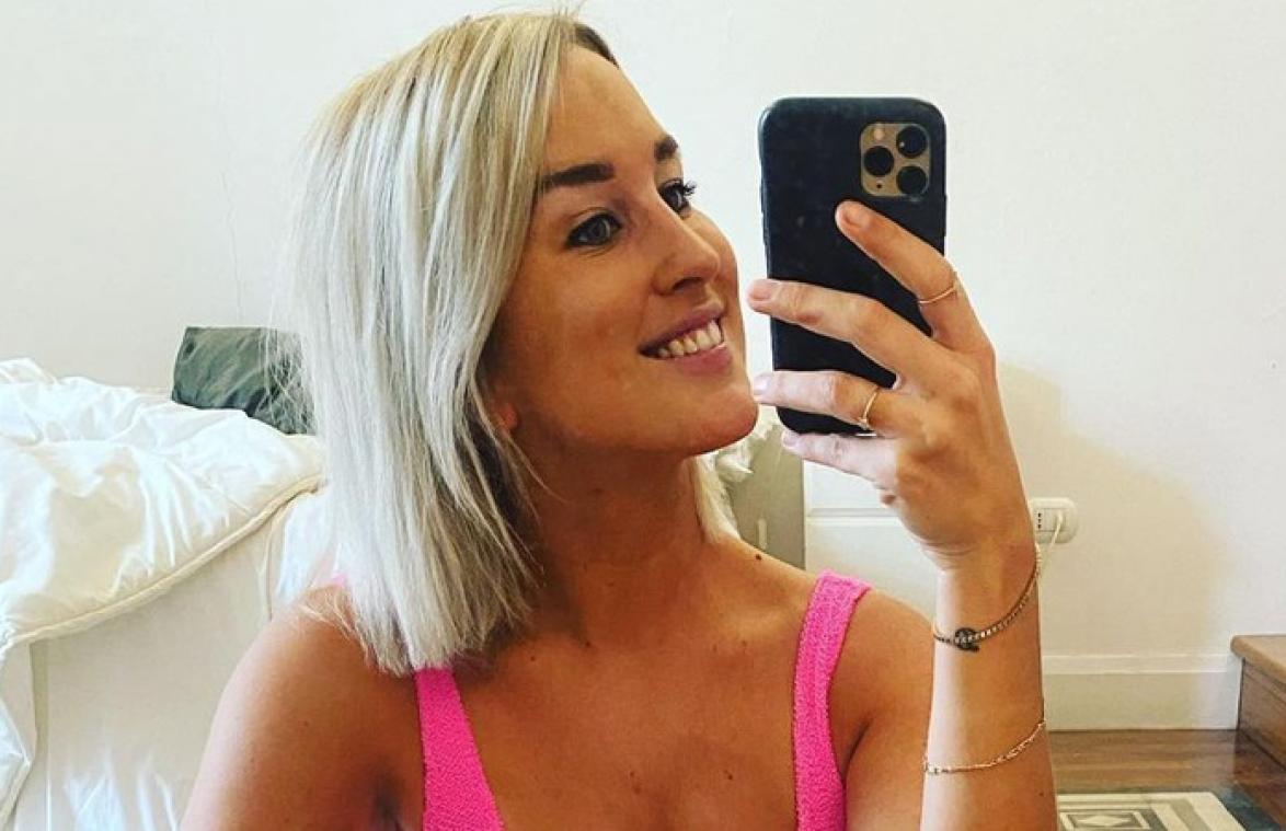 Kat Kerkhofs openhartig over haar borsten: "In één zomer van een A-cup naar een D-cup gegaan"