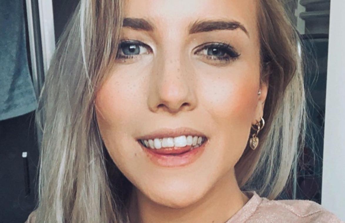 Laura uit 'Blind Getrouwd' heeft GEWELDIG nieuws: "Ja, ik ben er trots op!" (foto's)