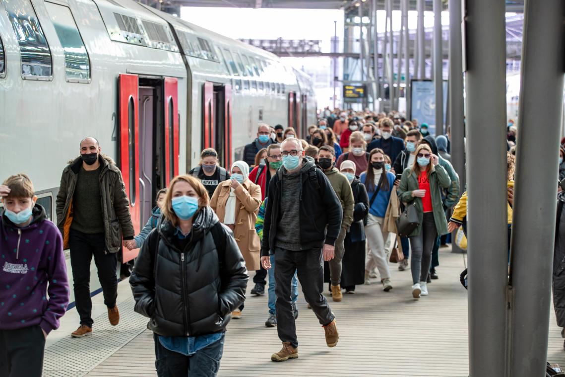 NMBS raadt treinrit naar kust dit weekend af: "Kies voor rustigere bestemming"