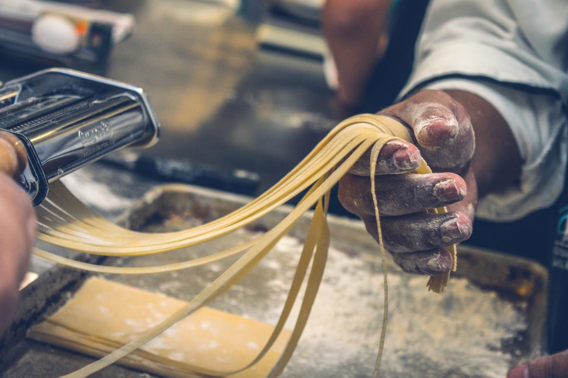 Deze soort pasta werkt het beste om je saus vast te houden