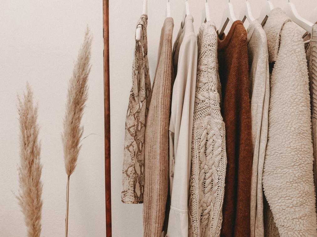Kleding huren in plaats van kopen? Via het Belgische platform Dressr kan het