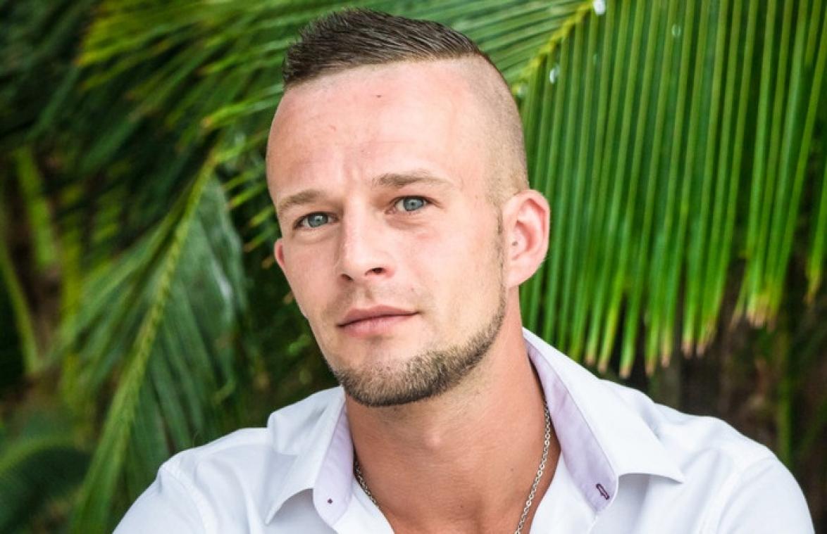 'Temptation'-Tim geeft critici lik op stuk over zijn relatie: "En jullie gaven ons maar enkele weken..."