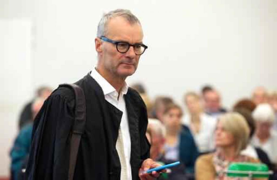 Advocaat Hans Rieder zelf vervolgd voor bedreigingen