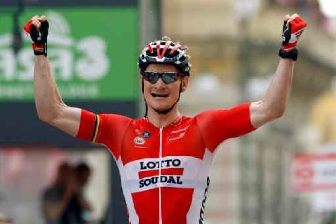 André Greipel toont opnieuw snelle benen in de Giro