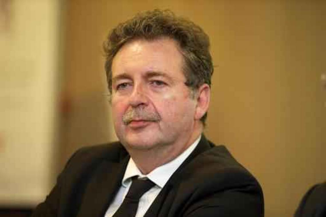 Rudi Vervoort blijft discreet tot zijn hoorzitting door de onderzoekscommissie