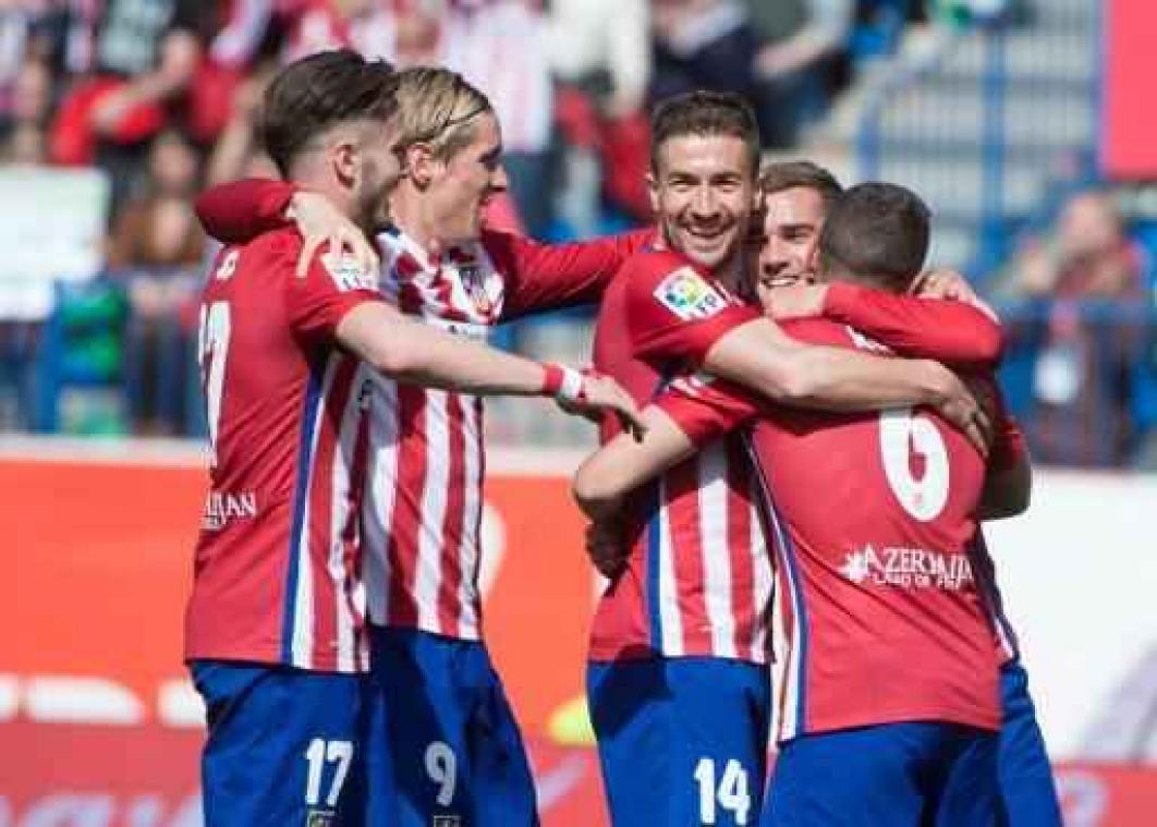 Belgen in het buitenland - Carrasco en Atletico sluiten seizoen af met een zege