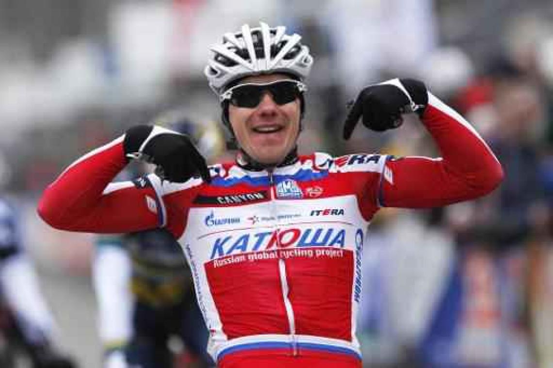 Giro - Katusha haalt Alexey Tsatevich uit koers na 'onaanvaardbaar gedrag' in tijdrit