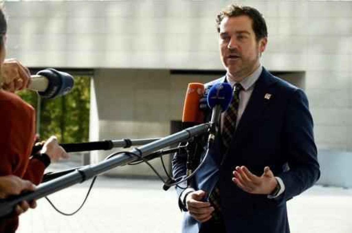Nieuw rapport onthult gebrekkige controle van asielzoekers in Nederland