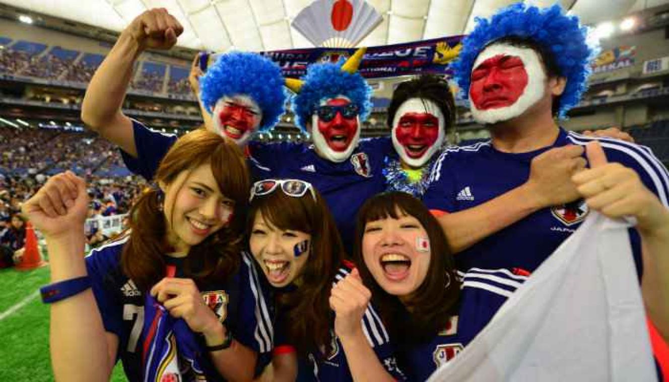De Japanse voetbalsupporters deden iets wat niemand anders zou doen na de wedstrijd