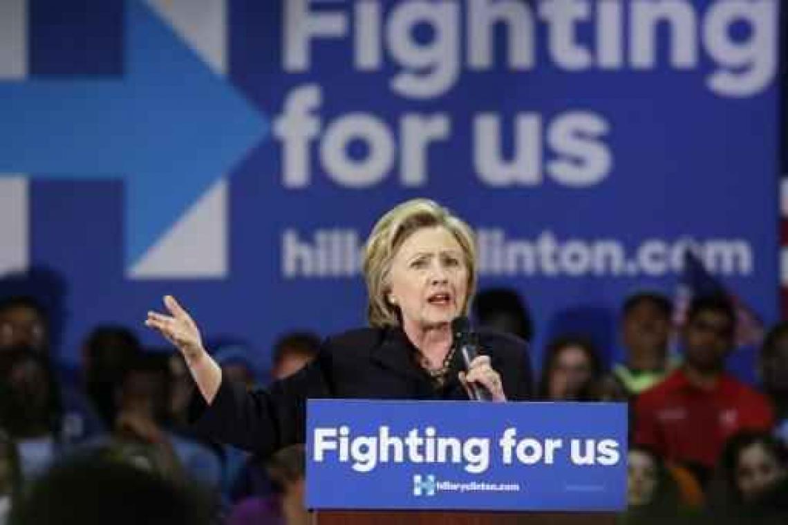 Voorsprong Clinton op Trump geslonken