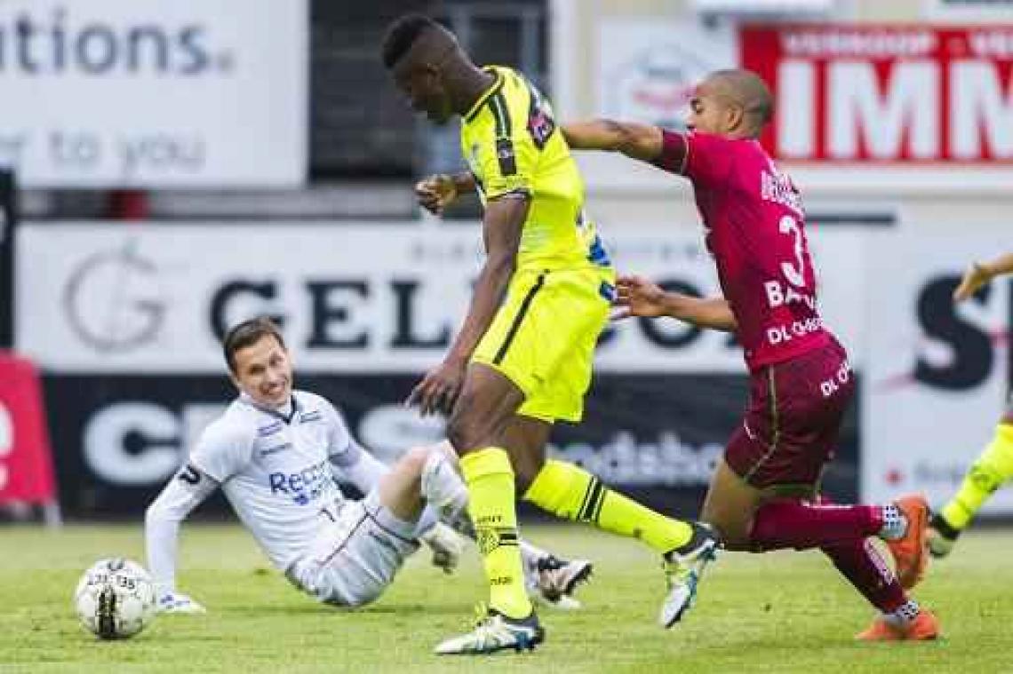 Bondsparket wil twee speeldagen schorsing voor Coulibaly (AA Gent) en Ovono