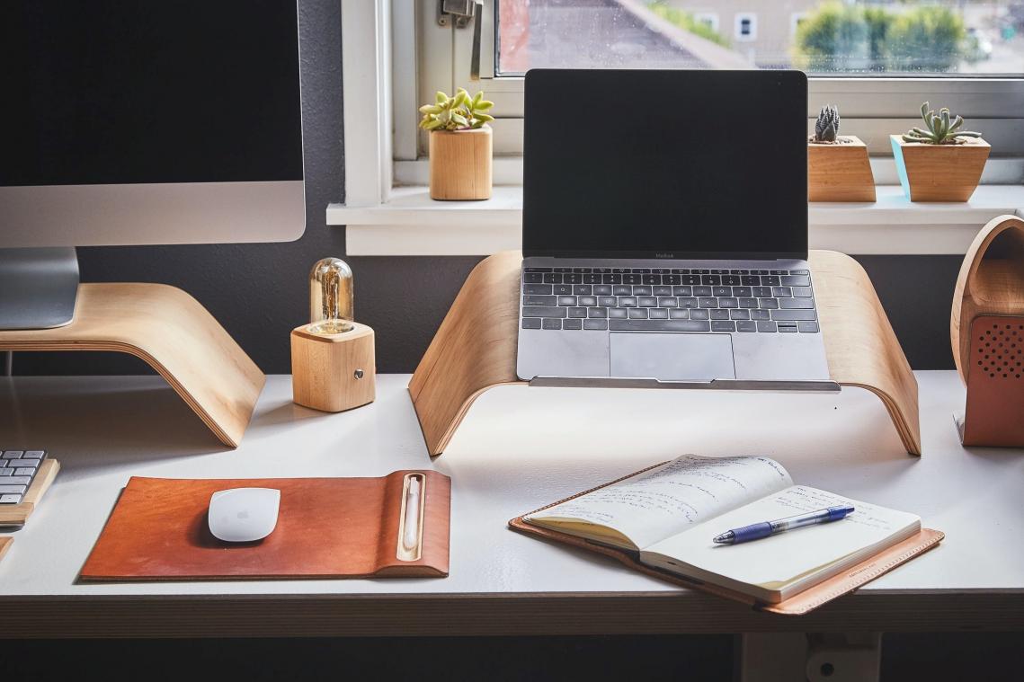 Van sombere home office tot inspirerende werkplek