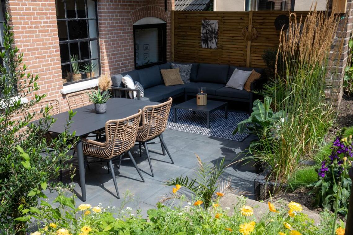 9 Manieren om je kleine tuin groter te laten lijken