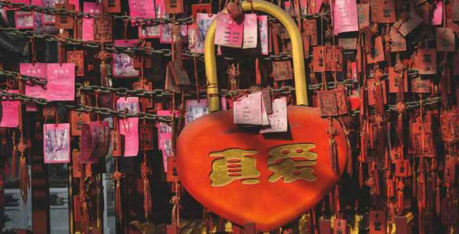 Chinees koppel schrijft tijdens huwelijksnacht grondwet over