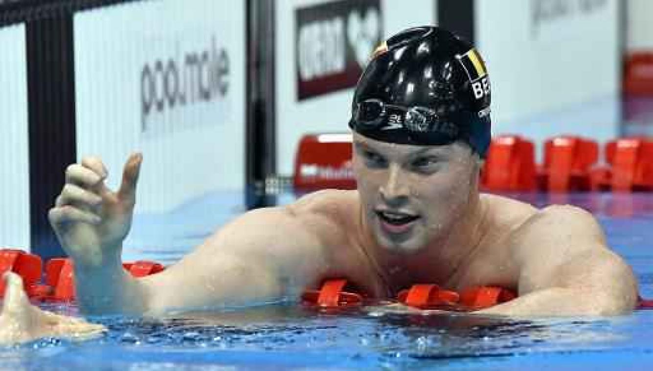 EK zwemmen - Louis Croenen grijpt naast podium wegens darmproblemen