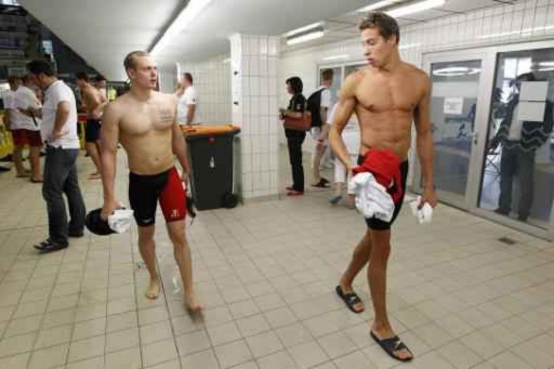 EK zwemmen - Timmers en Surgeloose beginnen vermoeid aan finale 100m vrij