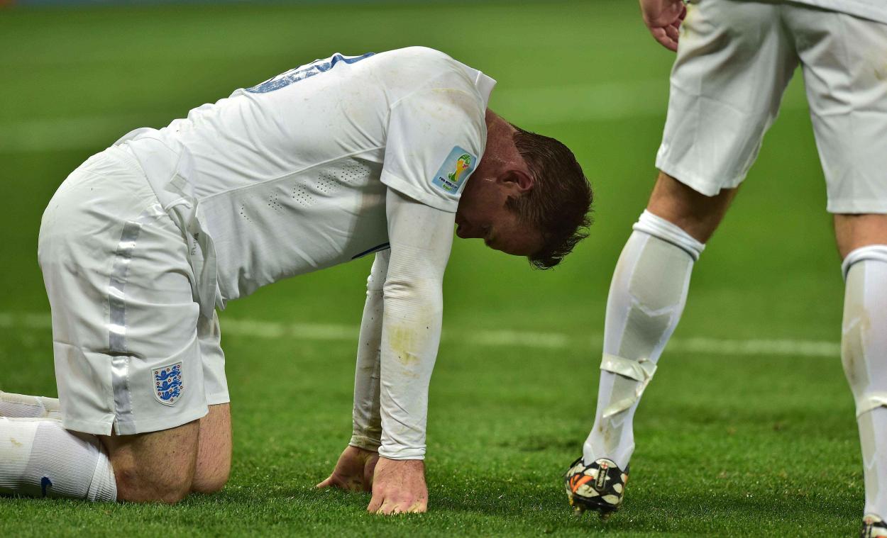 Engelse pers fileren Roy Hodgson en de nationale ploeg