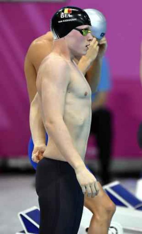 Nils Van Audekerke en Lander Hendrickx stranden in reeksen 200m rugslag