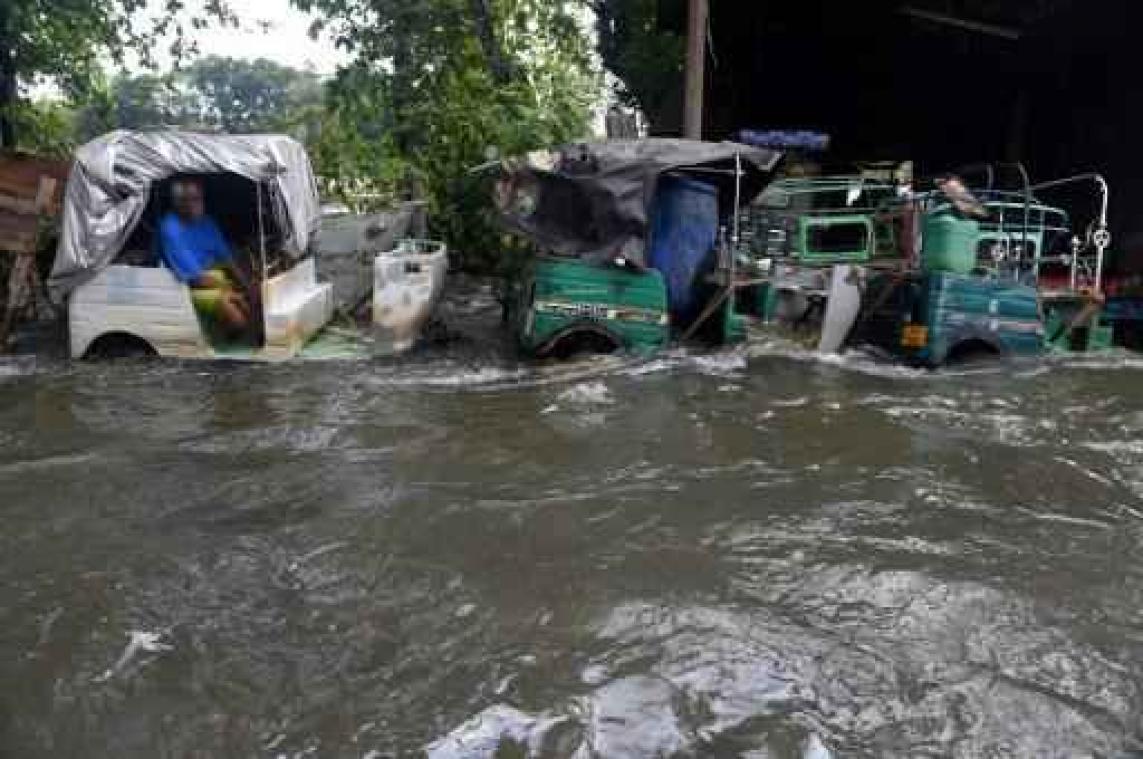 Internationale hulp voor door overstromingen getroffen Sri Lanka komt op gang