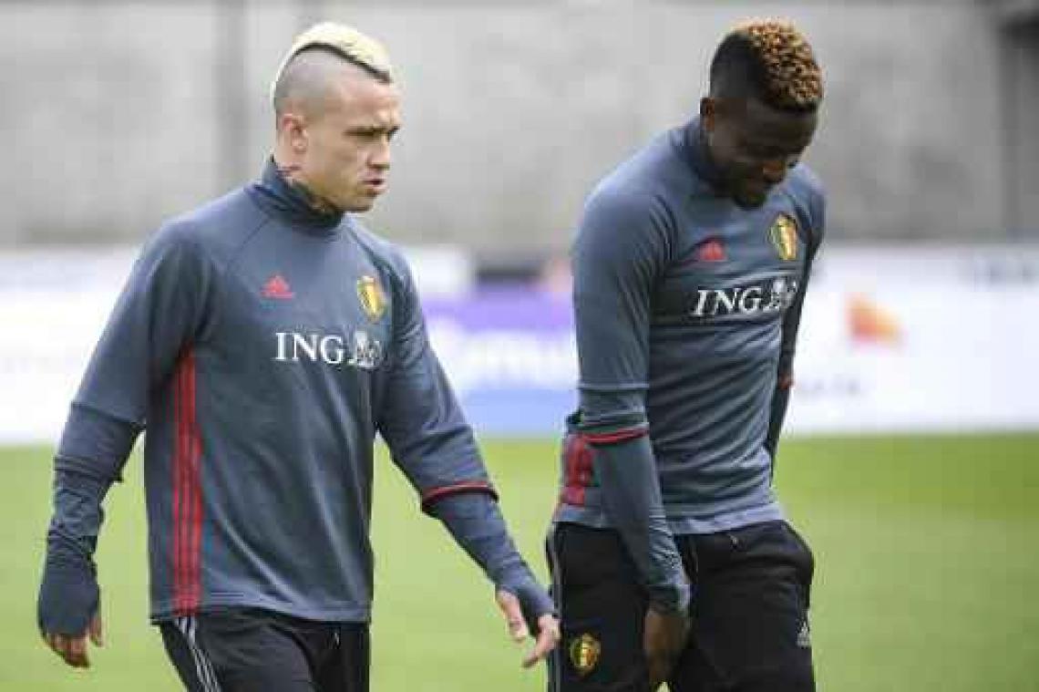 Radja Nainggolan sukkelt met klein scheurtje in de kuit en is twee weken out