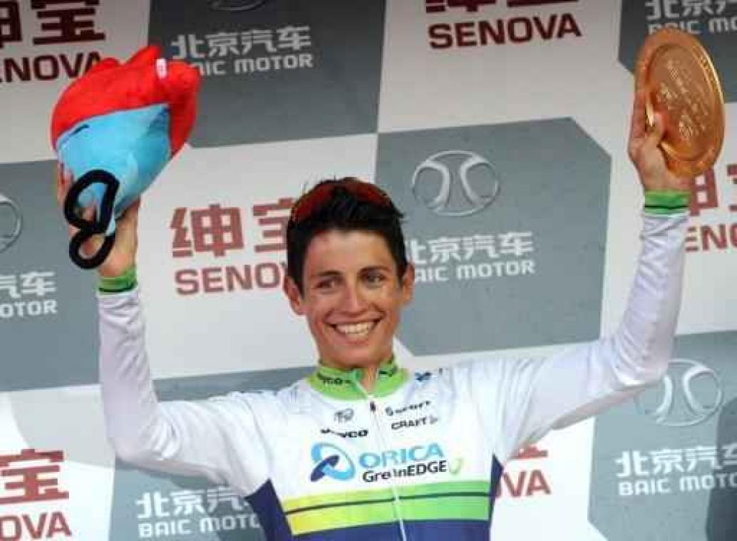 Chaves wint koninginnenrit in Giro, Kruijswijk pakt roze trui