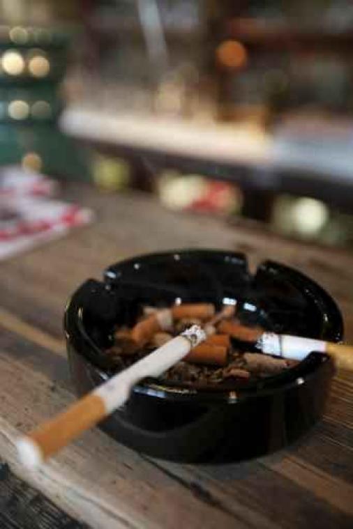 Belgische ziekenhuizen openen hun deuren voor rokers op Werelddag zonder tabak Belgische ziekenhuizen openen hun deuren voor rokers op Werelddag zonder tabak