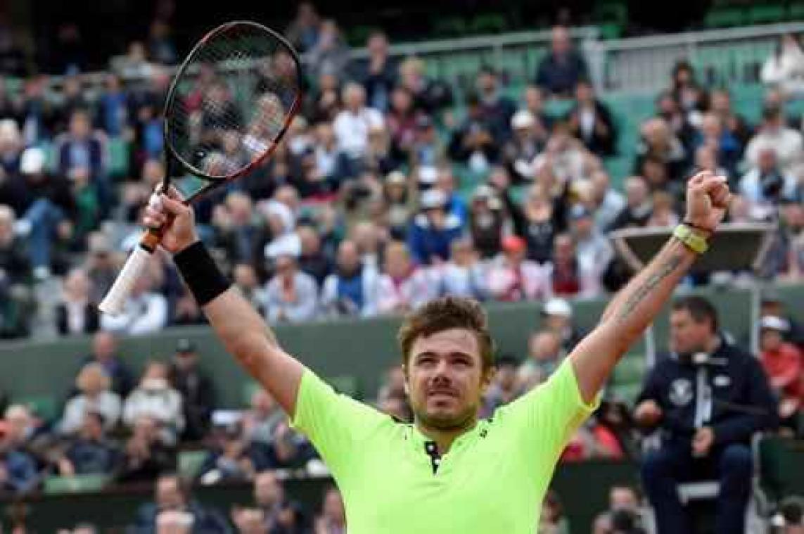 Titelverdediger Stan Wawrinka heeft vijf sets nodig tegen Lukas Rosol