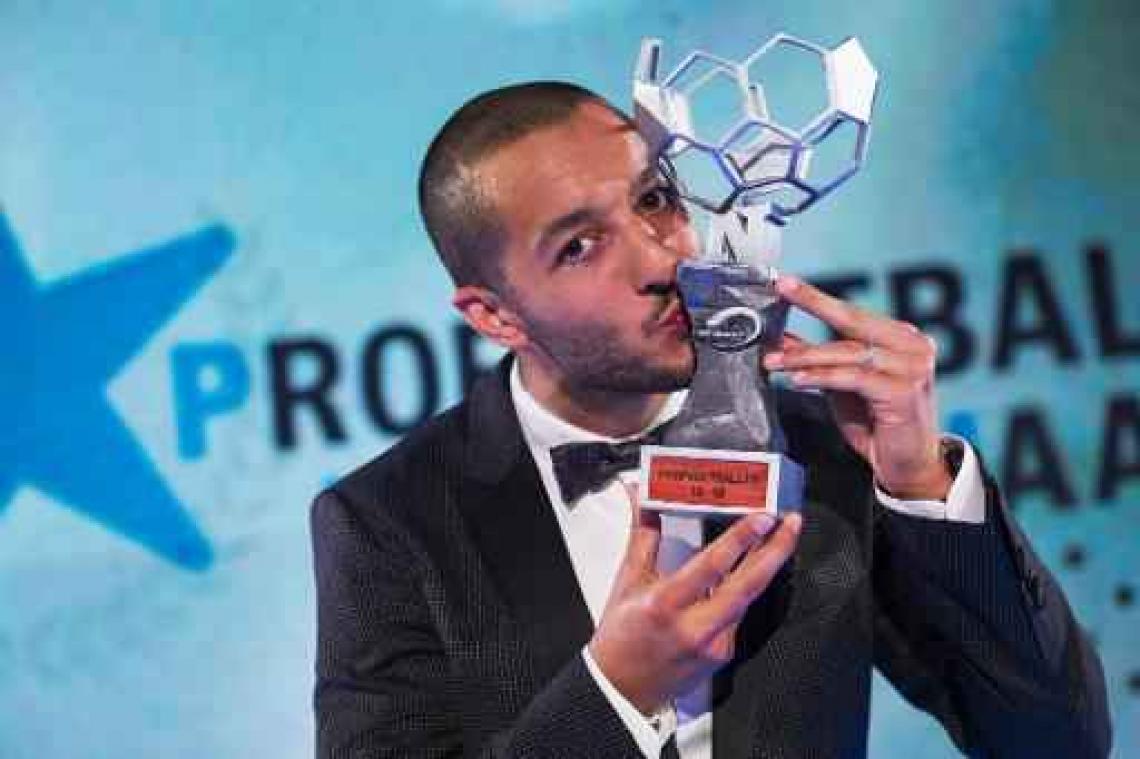 Jupiler Pro League - Sofiane Hanni dankt ploegmakkers en trainer